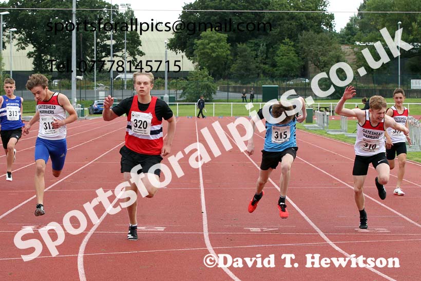 Mens and Boys 100 metres, 2021 North Eastern Track and Field Champs., Middesbrough. Photo: David T. Hewitson/Sports for All Pics
